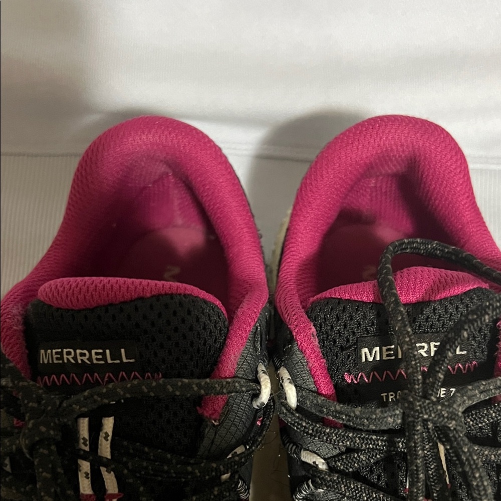 Merrell Black and Pink Athletic Barefoot Shoes - Picture 4 of 6
